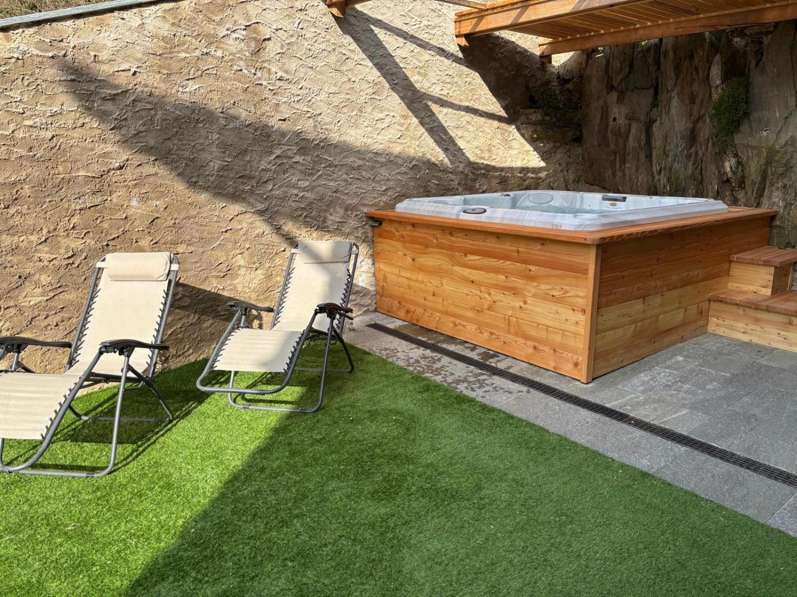 Scalotta - Nature Relax View With Jacuzzi And Villa Dervio