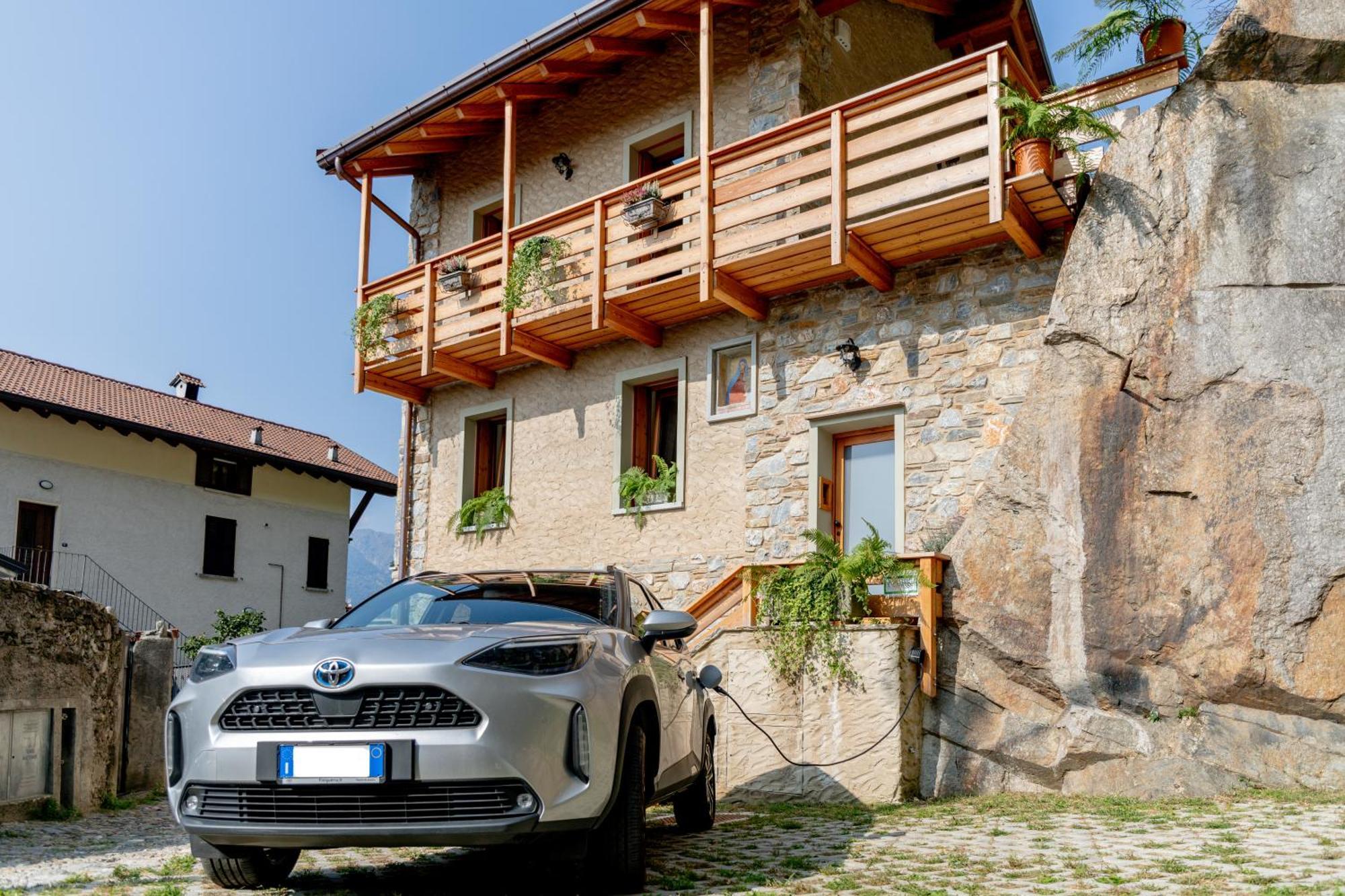 Scalotta - Nature Relax View With Jacuzzi And Dervio